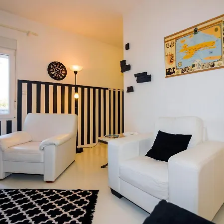 Eneja Appartement *