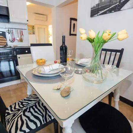 Eneja Apartment