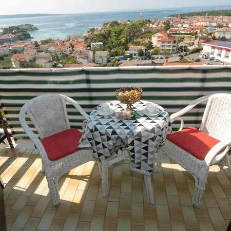 Eneja Apartment *